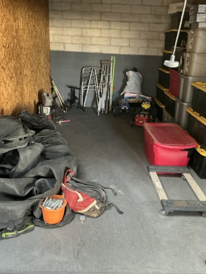 13 x 10 storage unit in Las Vegas, NV