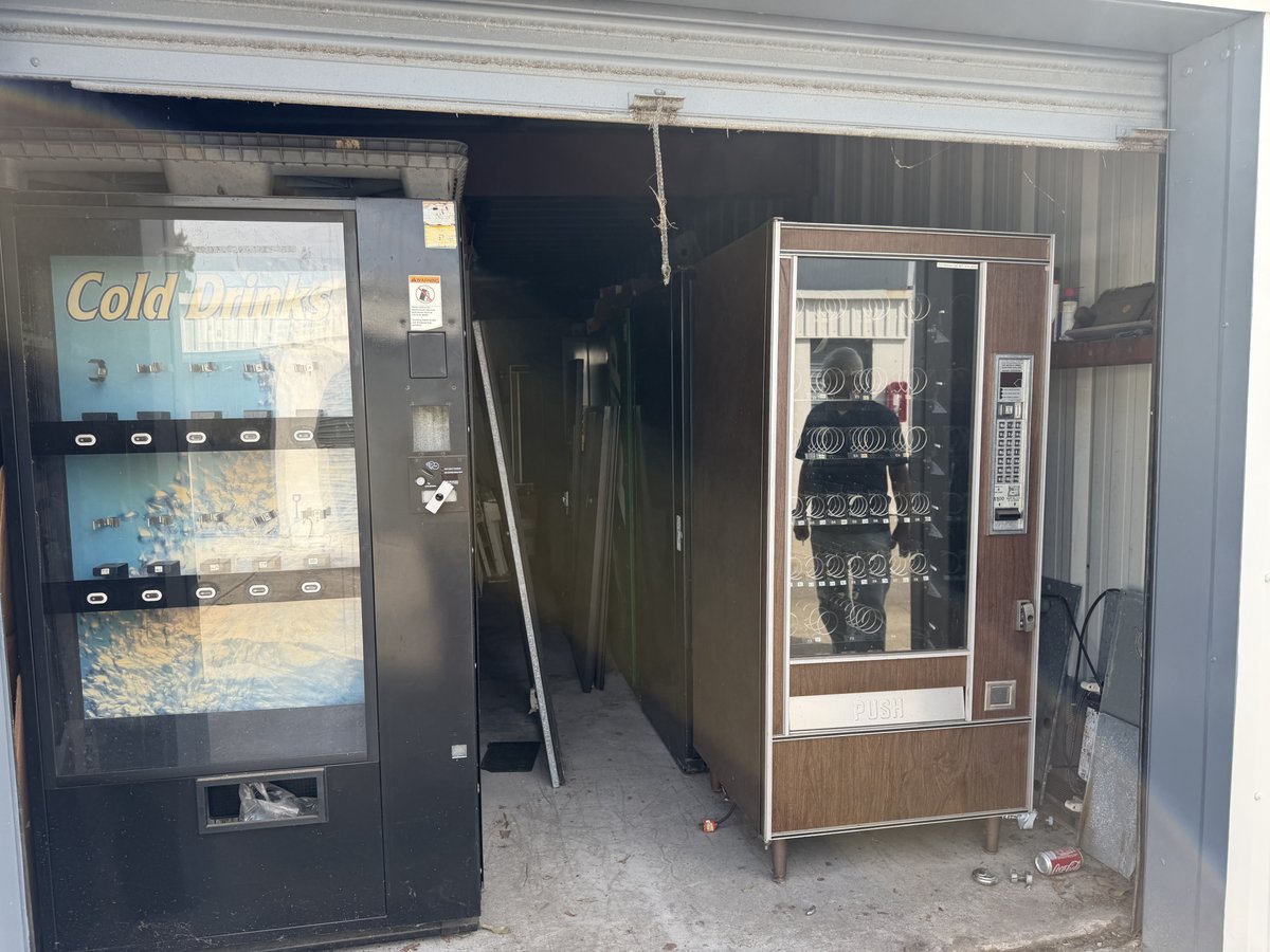 10 x 30 storage unit in Sanford, FL
