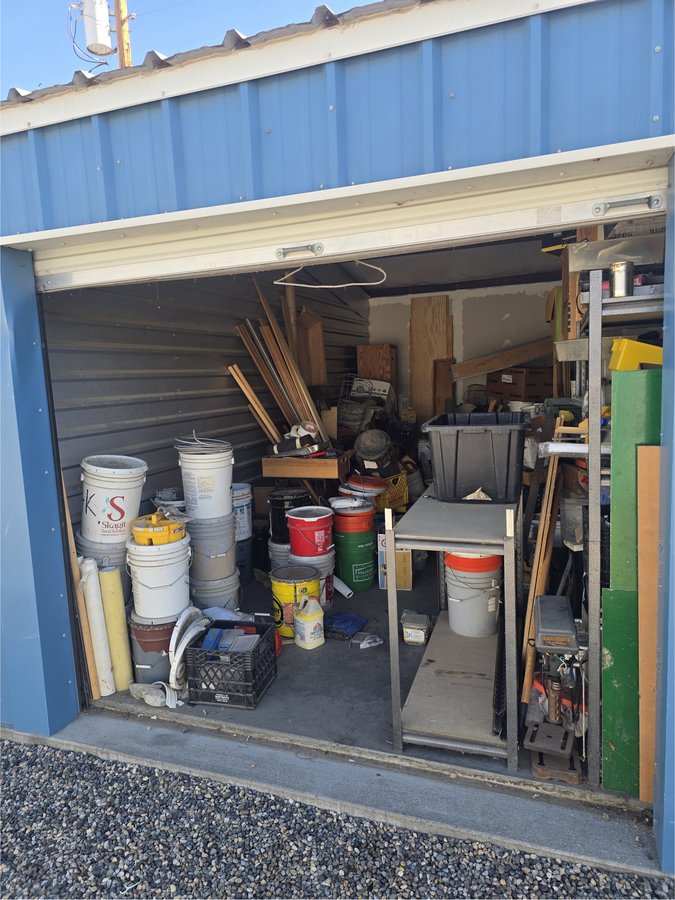 10 x 20 storage unit in West Richland, WA
