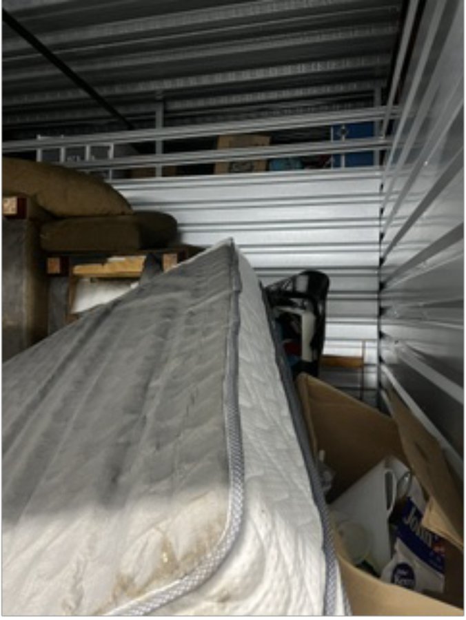 10 x 10 storage unit in Chicago Ridge, IL