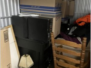 10 x 10 storage unit in Chicago Ridge, IL