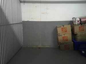 10 x 10 storage unit in Jamaica, NY