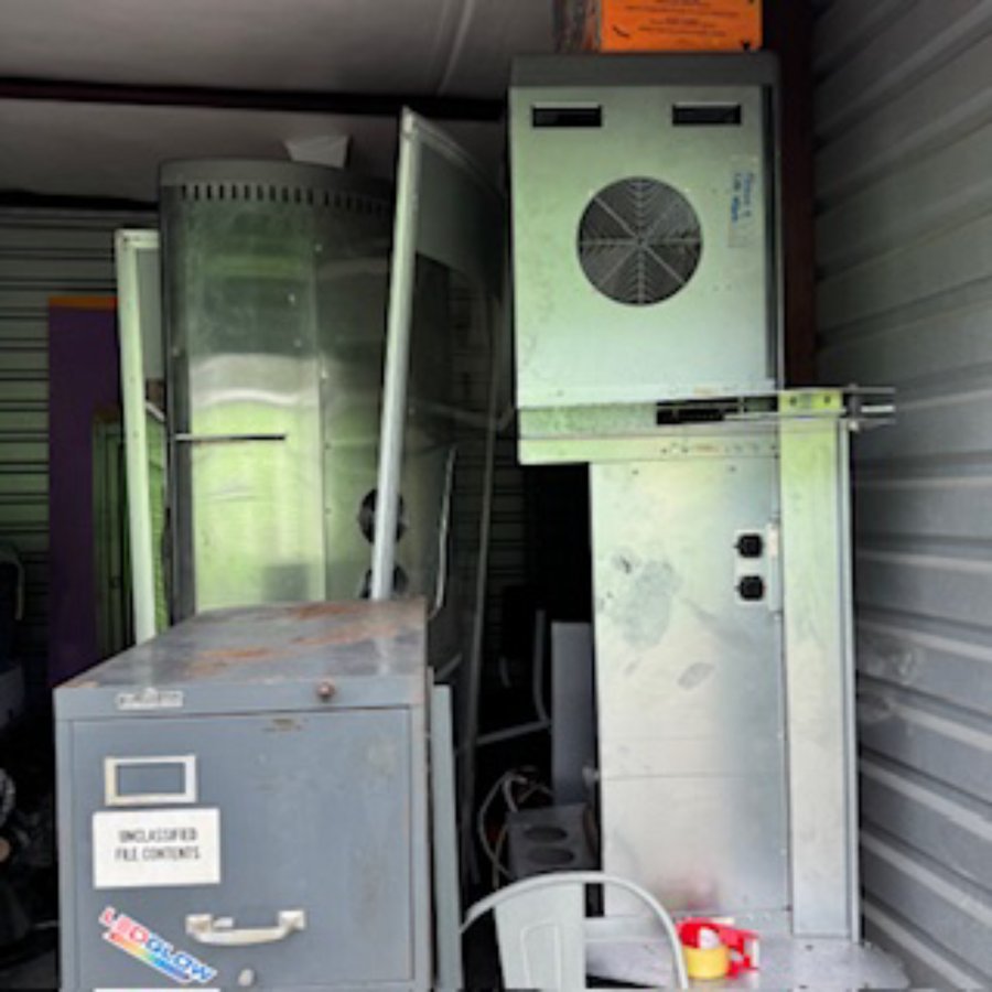10 x 15 storage unit in Bradenton, FL