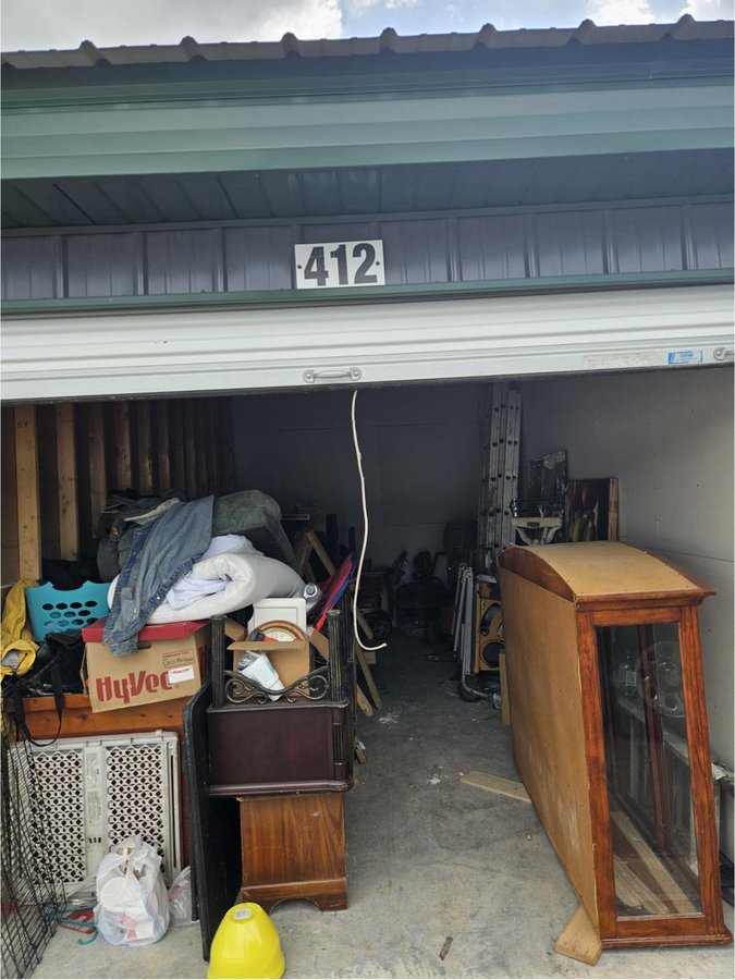 10 x 20 storage unit in Saint Joseph, MO