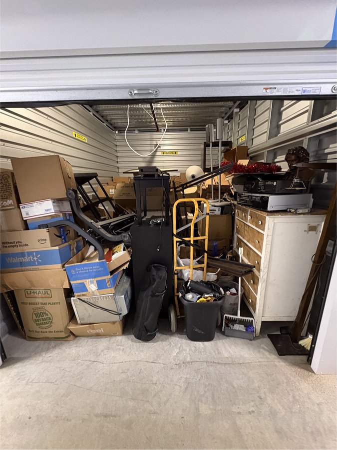 10 x 15 storage unit in Portland, OR