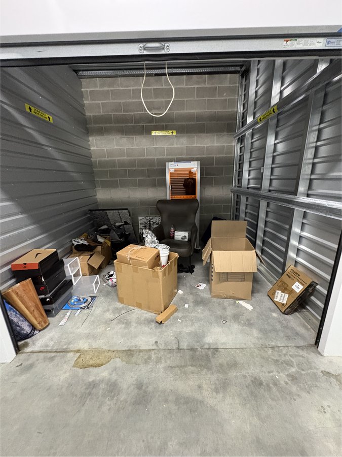 10 x 9 storage unit in Portland, OR
