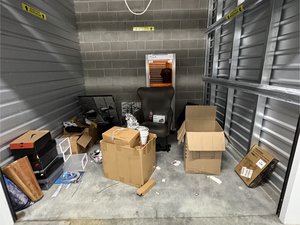 10 x 9 storage unit in Portland, OR
