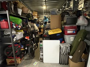 10 x 20 storage unit in Portland, OR