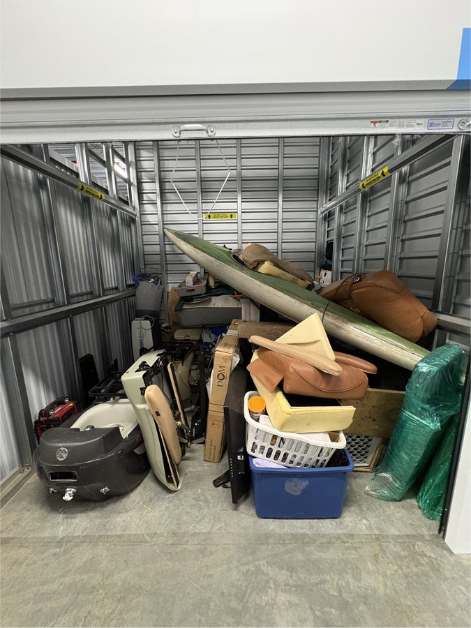 10 x 10 storage unit in Portland, OR