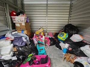10 x 10 storage unit in Charlotte, NC