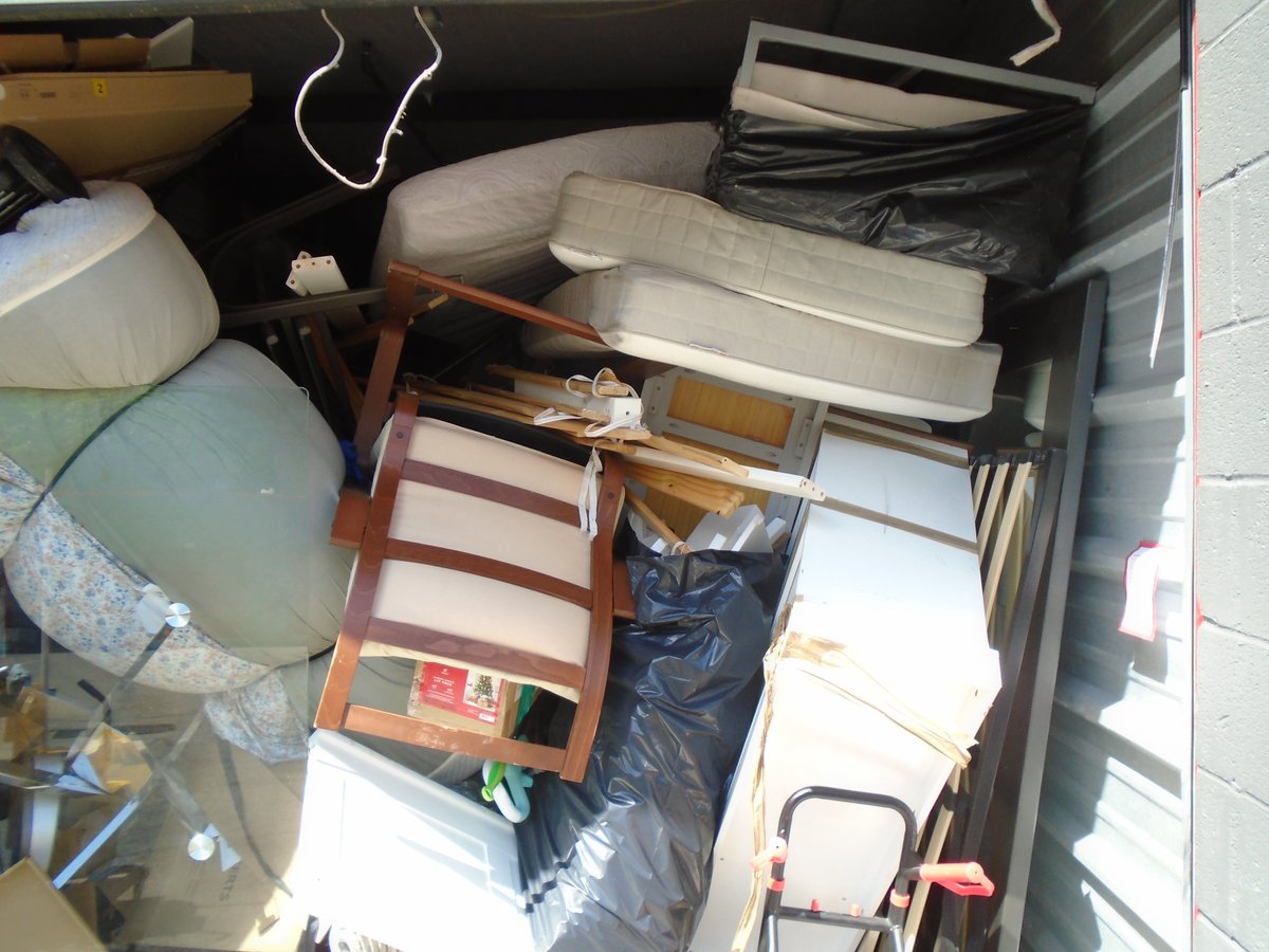 10 x 15 storage unit in Ridgewood, NY