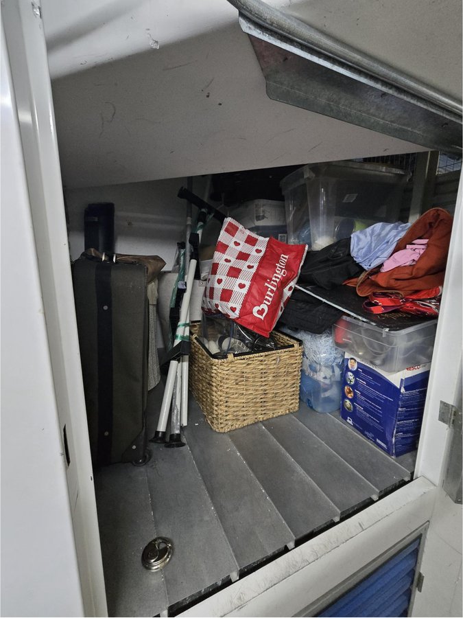 5 x 5 storage unit in Miami, FL