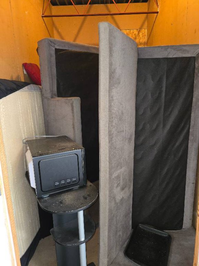 6 x 10 storage unit in Dallas, TX