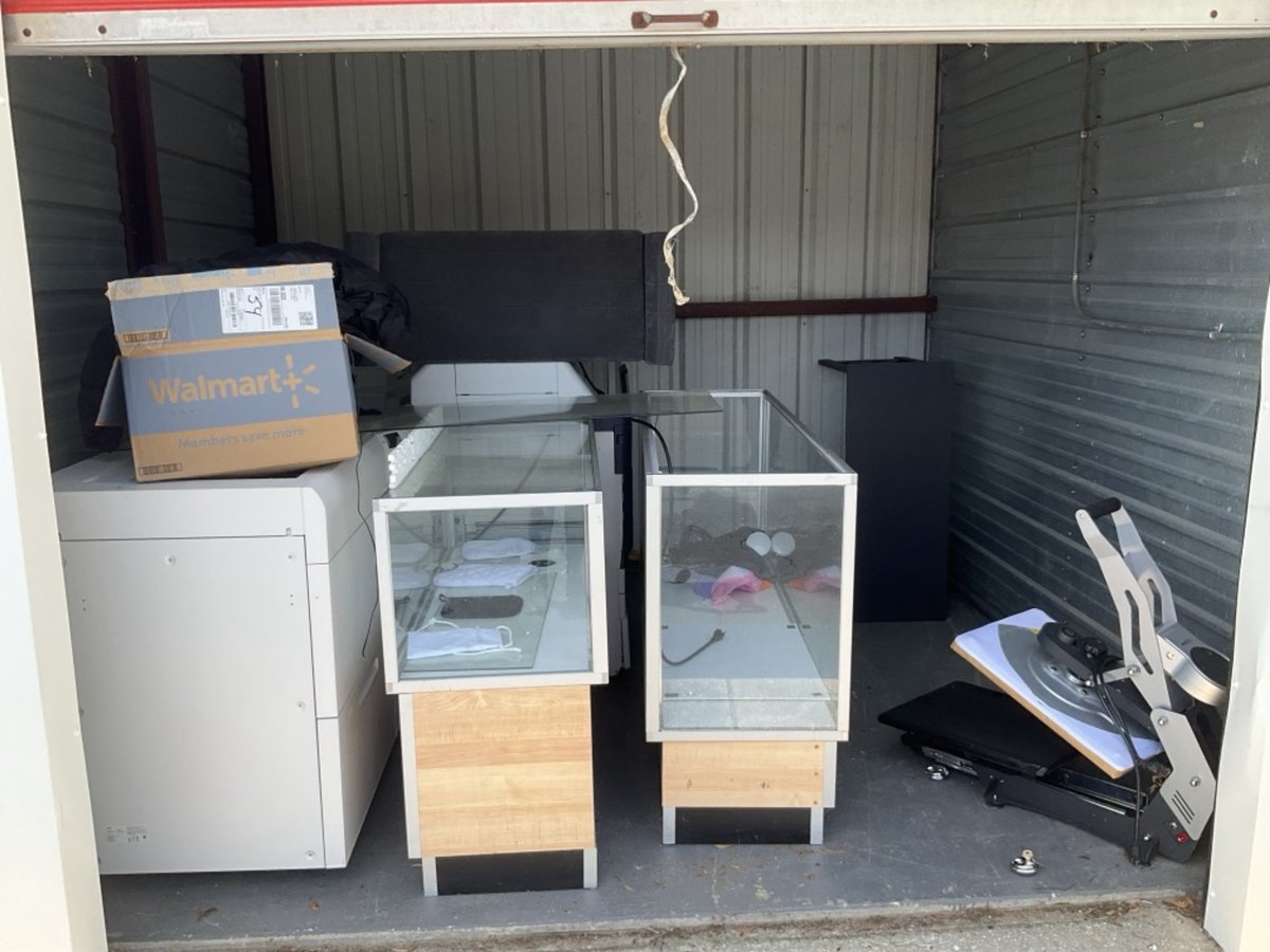 10 x 10 storage unit in Ocala, FL