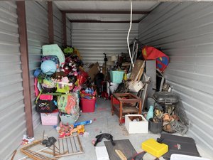 10 x 20 storage unit in Ocala, FL