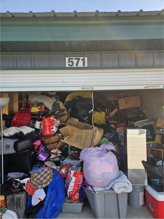 10 x 20 storage unit in Saint Joseph, MO