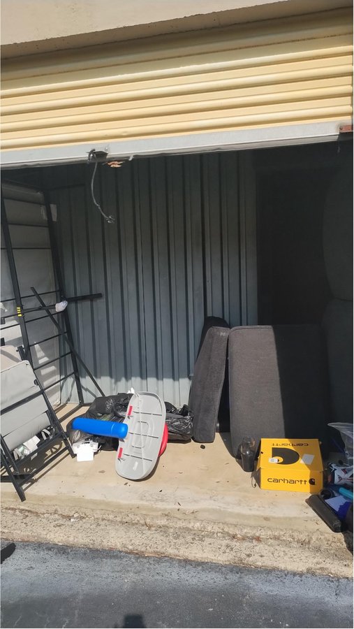 10 x 6 storage unit in Columbia, SC