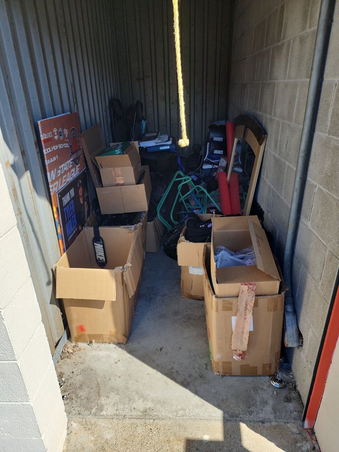 5 x 10 storage unit in Cranston, RI