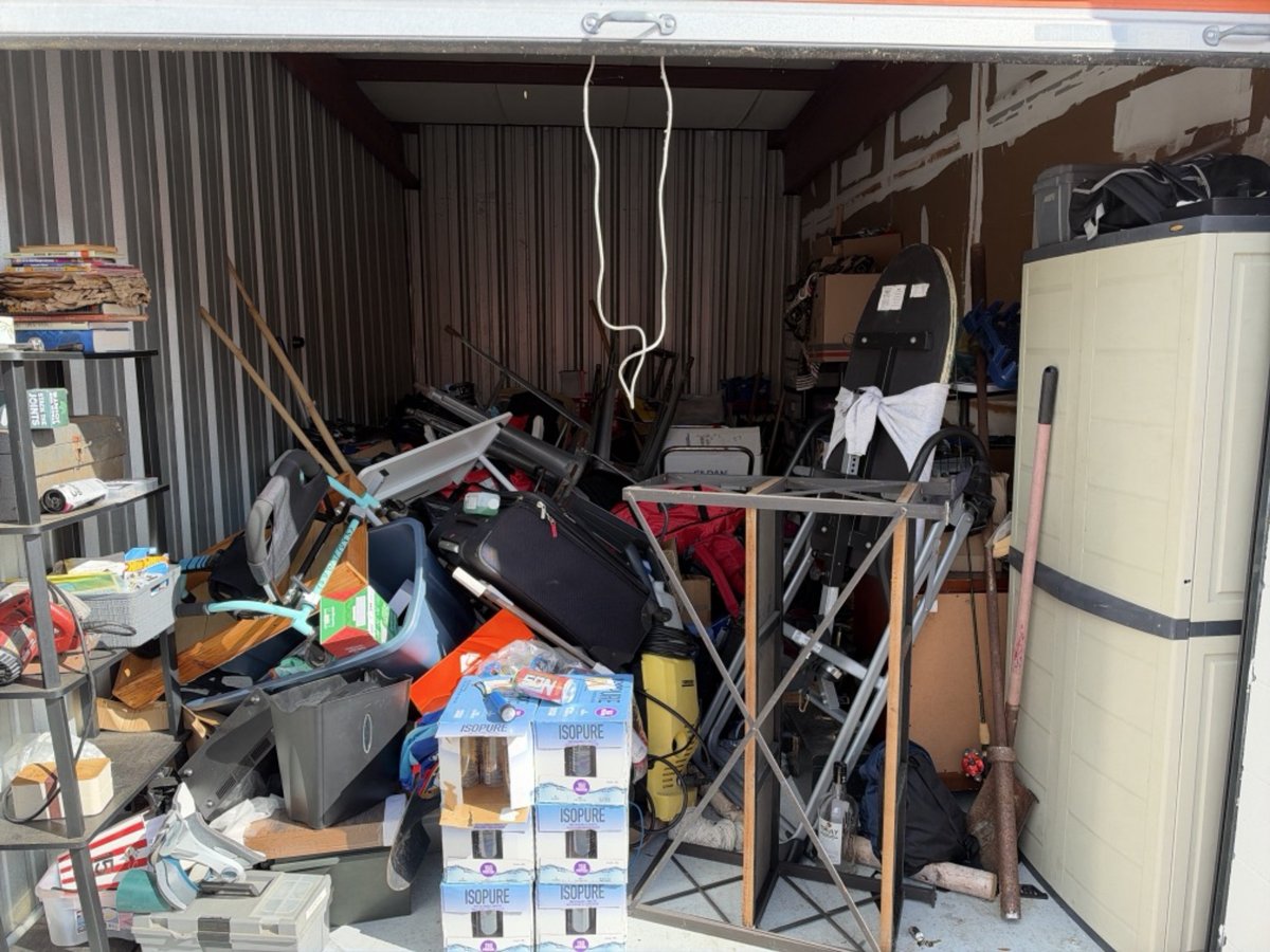 10 x 20 storage unit in Ocala, FL