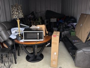 10 x 25 storage unit in Flint, MI