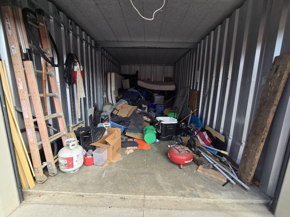 10 x 20 storage unit in Lafayette, IN