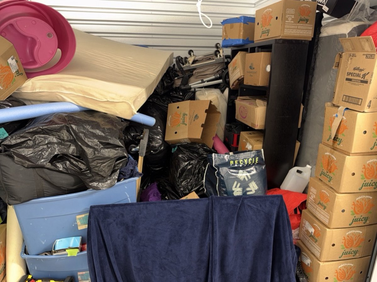 10 x 10 storage unit in Ocala, FL