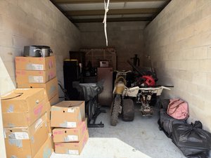 10 x 20 storage unit in Ocala, FL