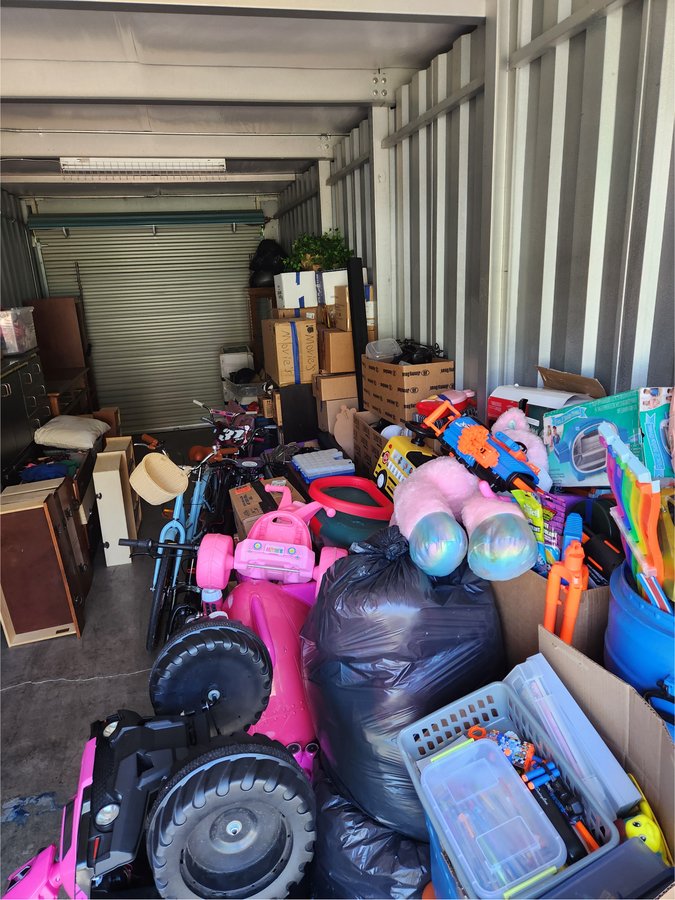 10 x 30 storage unit in Chattanooga, TN