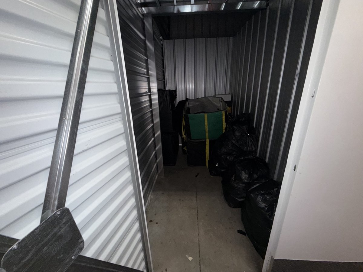 5 x 10 storage unit in Brooklyn, NY