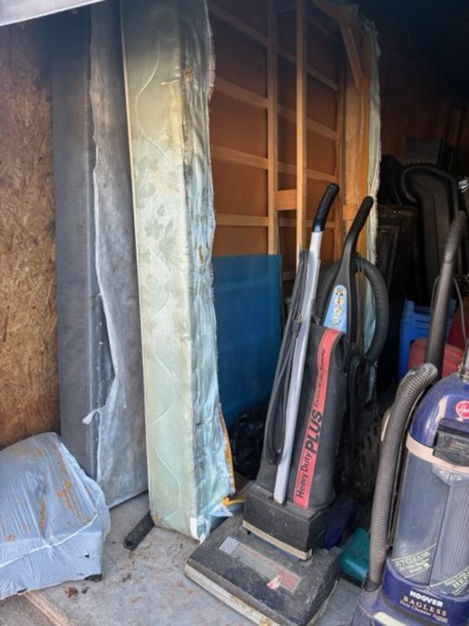 10 x 20 storage unit in Snellville, GA