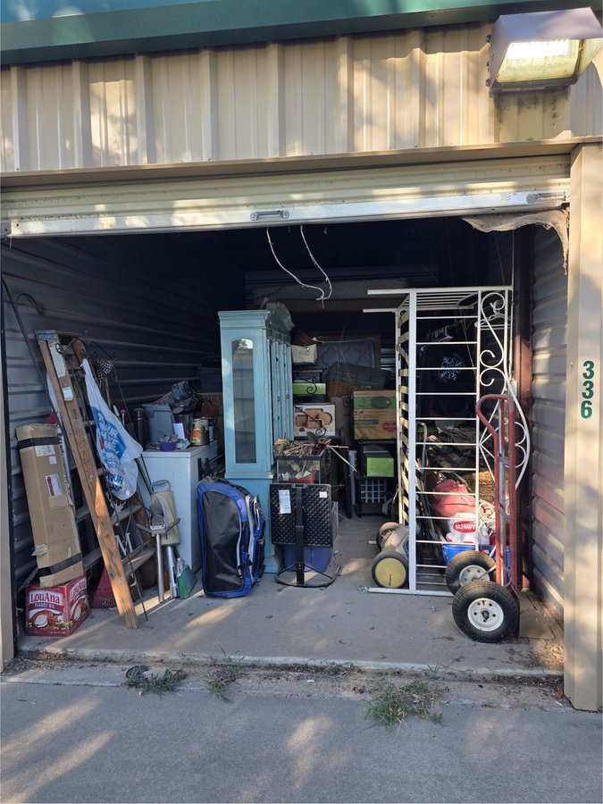 10 x 20 storage unit in Wichita, KS