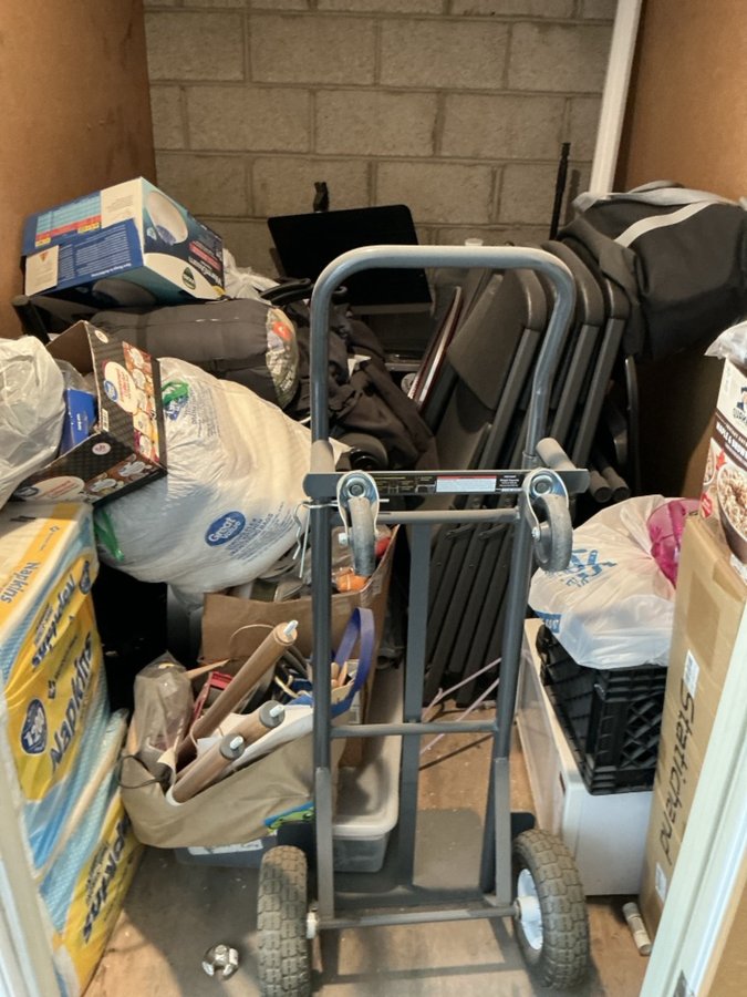 5 x 8 storage unit in Las Vegas, NV
