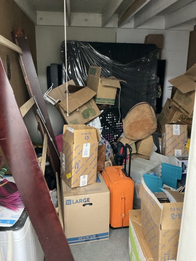 10 x 15 storage unit in Las Vegas, NV