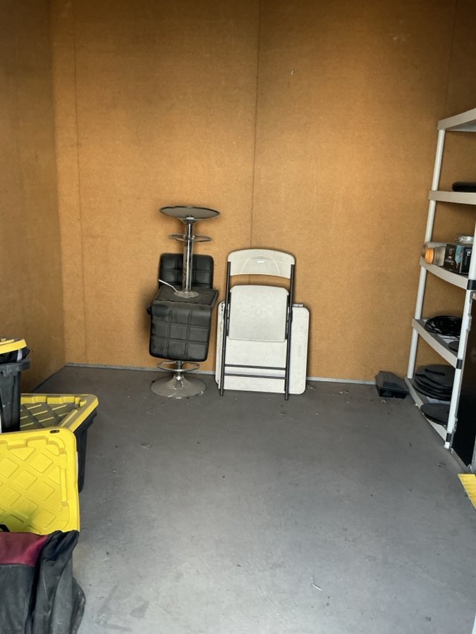 10 x 10 storage unit in Las Vegas, NV
