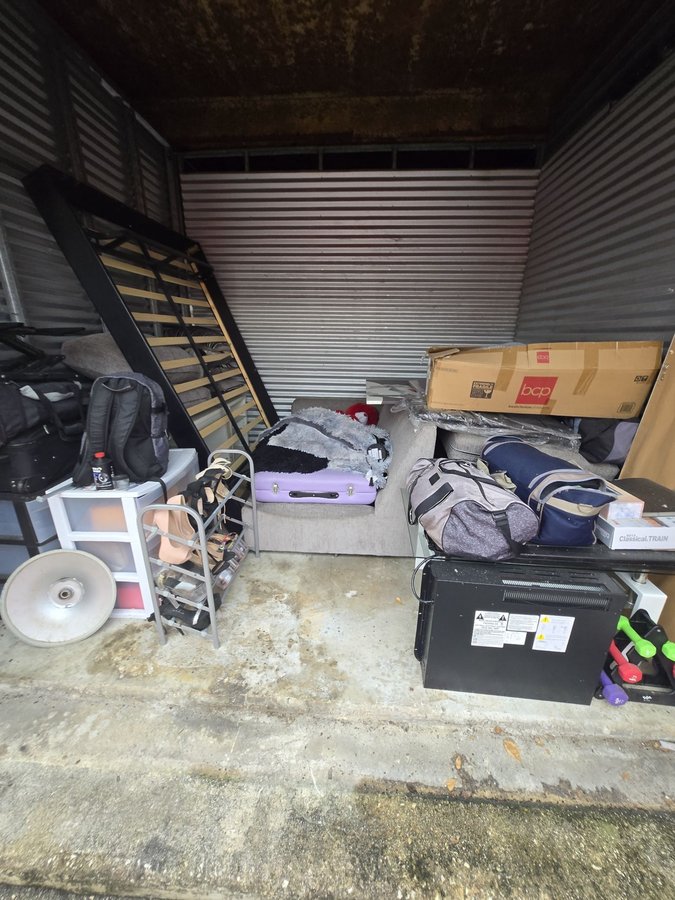 10 x 10 storage unit in Miami, FL