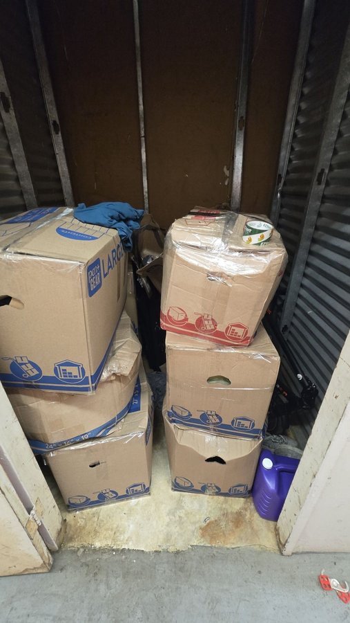 5 x 5 storage unit in Miami, FL
