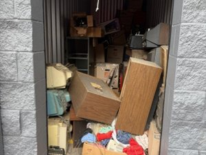 5 x 15 storage unit in Newington, CT