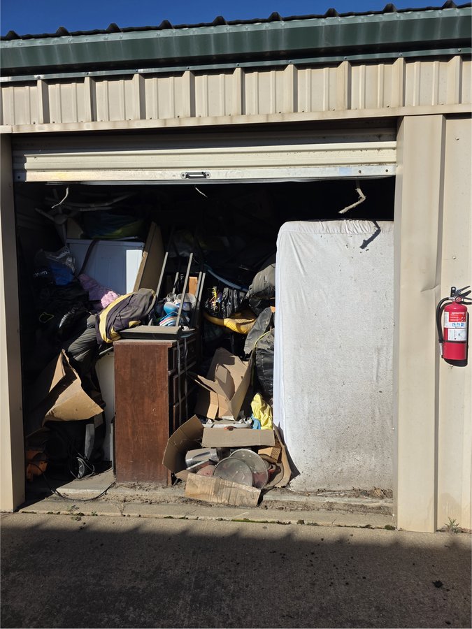 10 x 10 storage unit in Wichita, KS