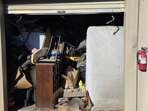 10 x 10 storage unit in Wichita, KS