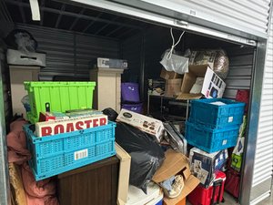 10 x 15 unit in Cincinnati
