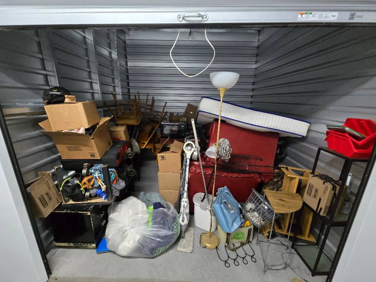 10 x 10 storage unit in Murray, UT