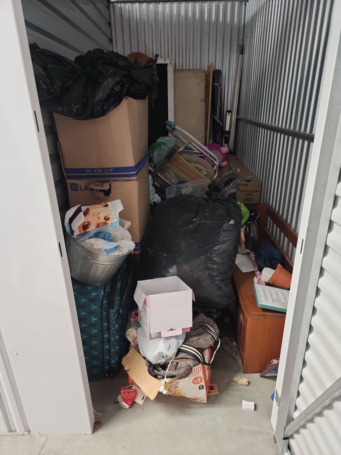 5 x 10 storage unit in Johnston, RI