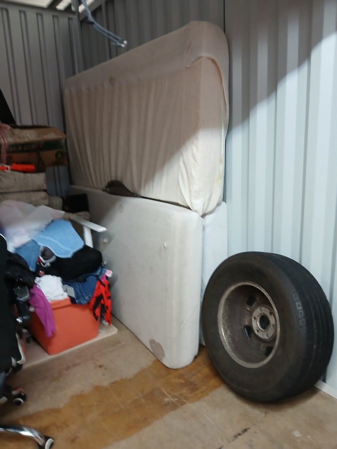 10 x 10 storage unit in Springfield, MO