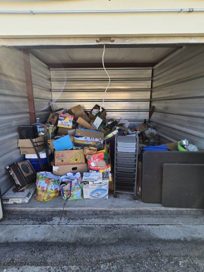 10 x 10 storage unit in Kansas City, MO