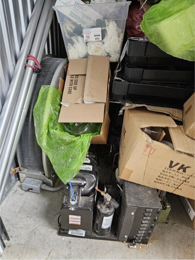 5 x 10 storage unit in Bloomfield, NJ
