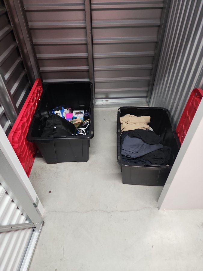 5 x 5 storage unit in Johnston, RI