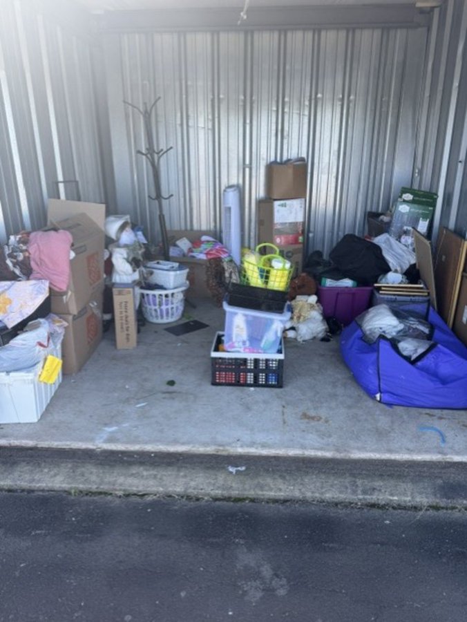 10 x 10 storage unit in Bealeton, VA
