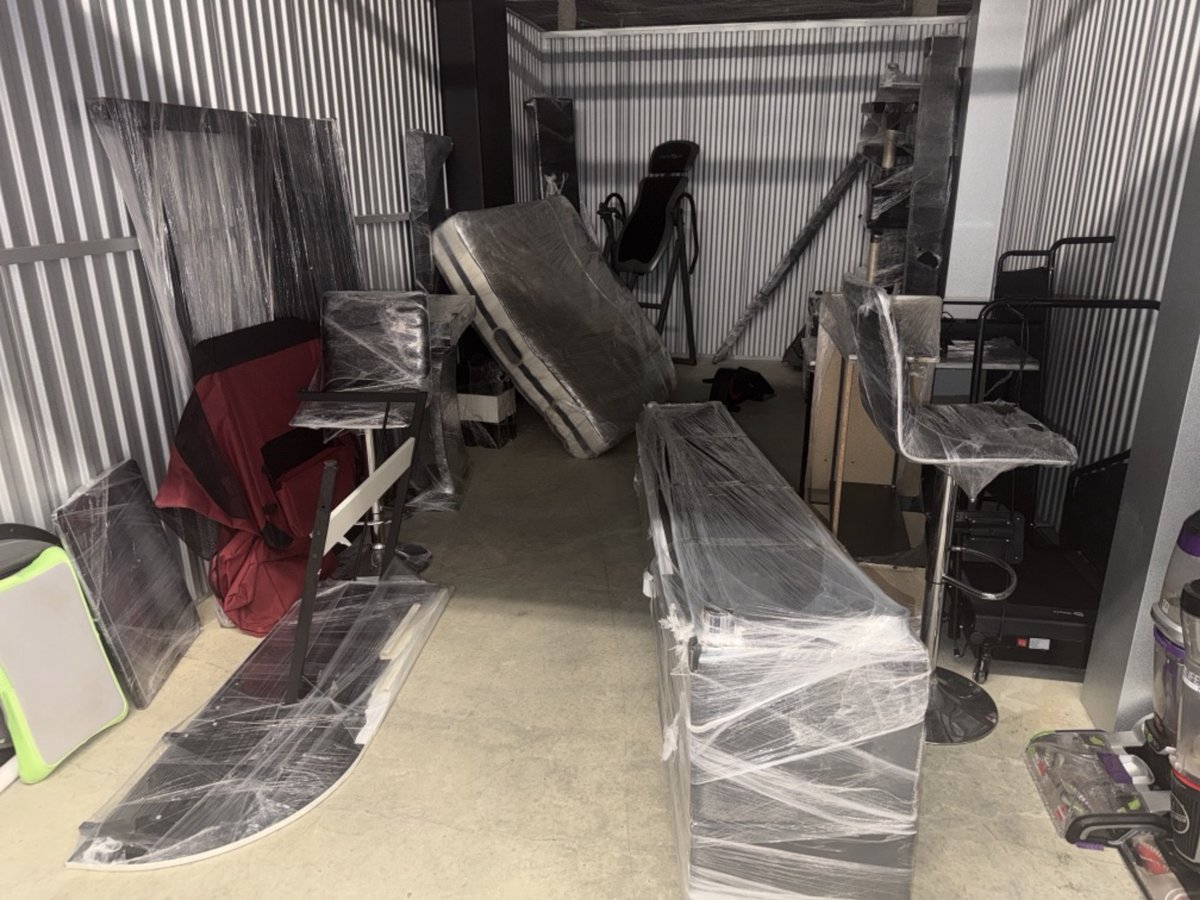 10 x 20 storage unit in Fairfax, VA