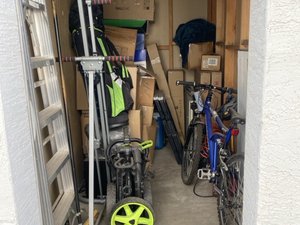5 x 10 storage unit in Peoria, AZ