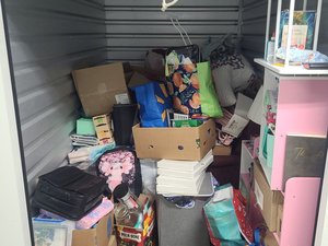 5 x 10 storage unit in Kelso, WA